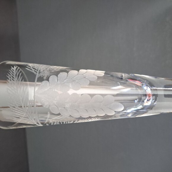 Etched Pinecone Champagne Flute 9.5" Tall Winter Holiday Stemware Elegant Glass - Picture 10 of 15